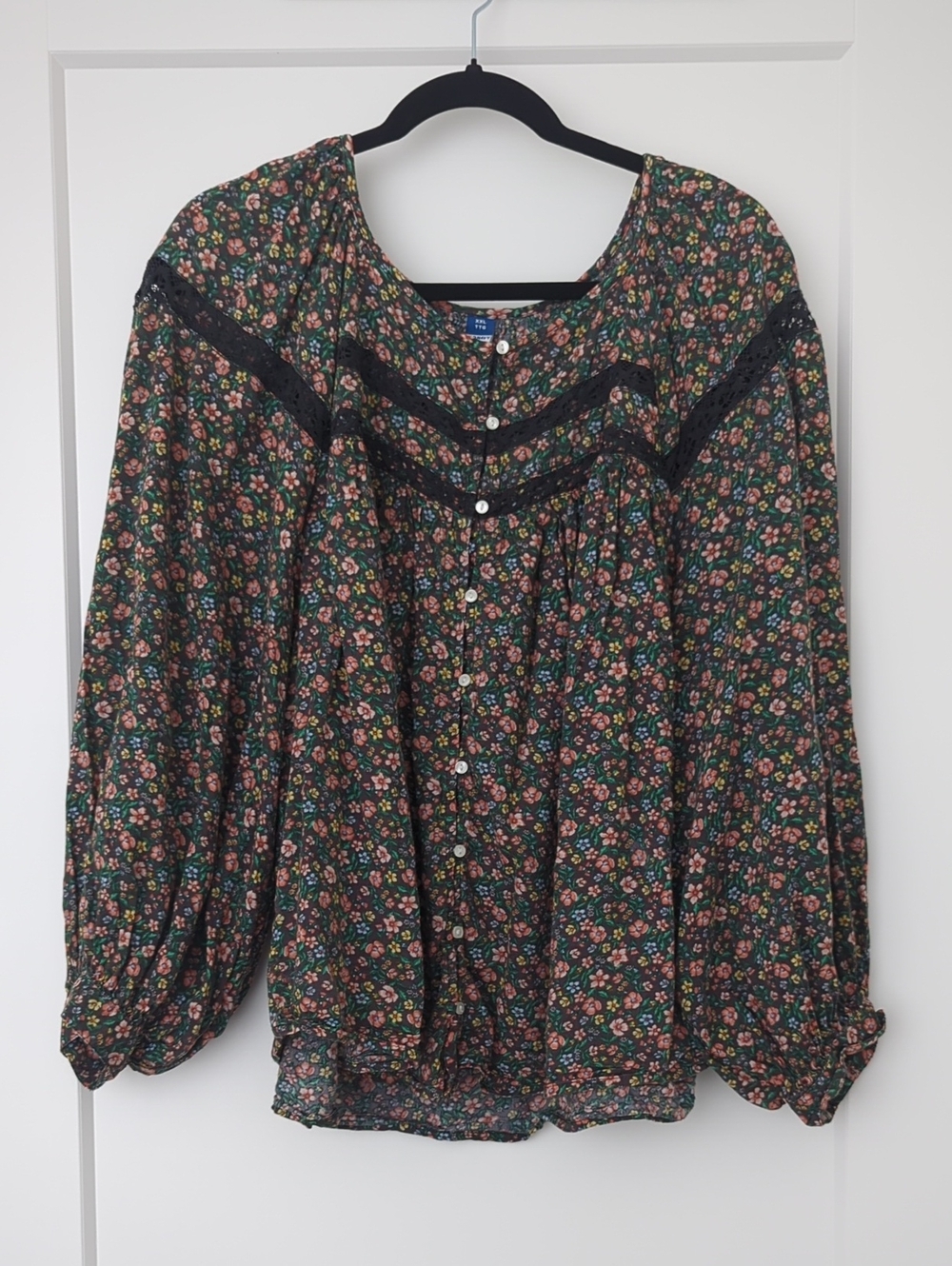 Old Navy Black Floral Button-Down Peasant Blouse